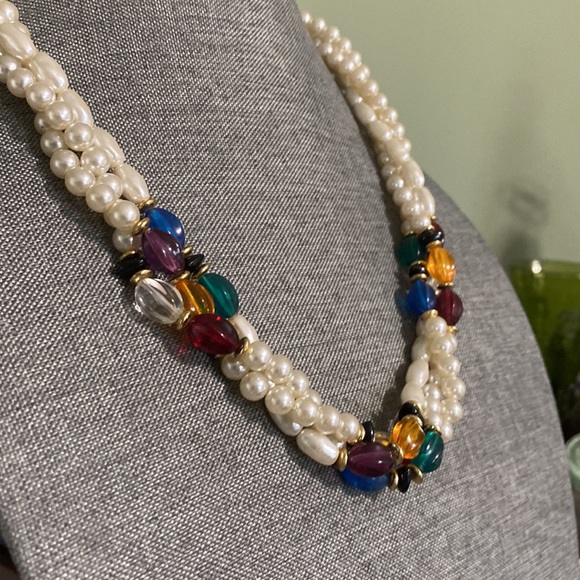 Simulated Twisted Pearl Multi Color Beaded Necklace - Picture 3 of 3